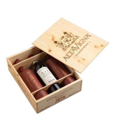 Taurasi Riserva della Famiglia DOCG AltaVigna Cassa 3 Bottiglie Italia in Food Prodotti tipici italiani